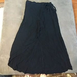 Joe Bendbasset Blacj High-Low Skirt